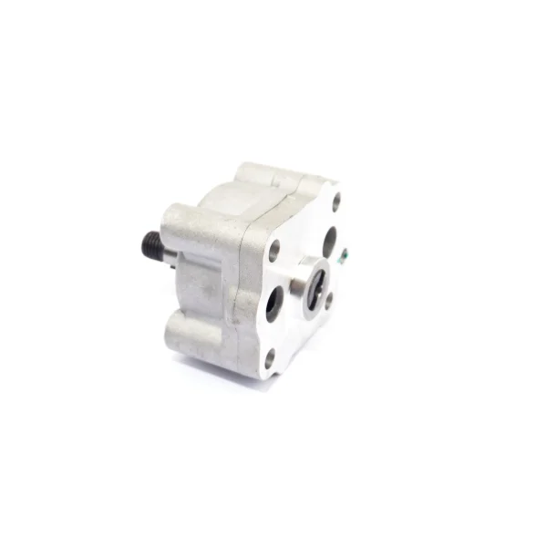 Pompa olio motore Universal M15 | M-25 | M-25XP | M-35 – Nanni 3.90HE | 4.110HE – Renault Marine D950