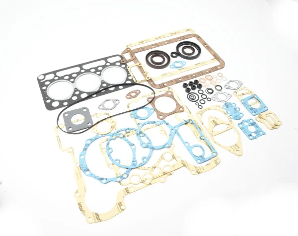 Kit di revisione motore Universal M-25XP – Nanni 3.90HE – Renault Marine D950